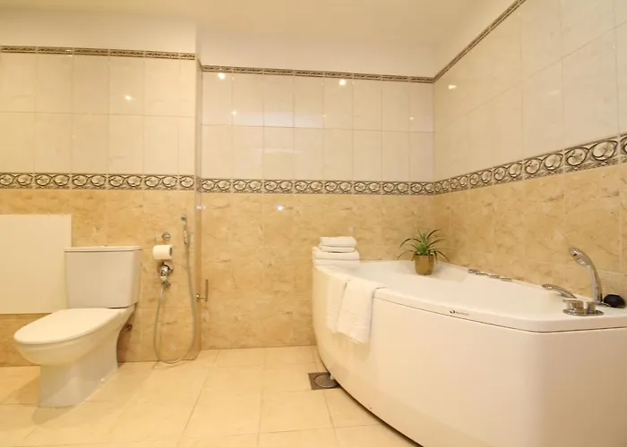 - Old Town Townhouse アパート *