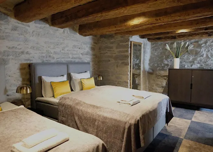 - Old Town Townhouse