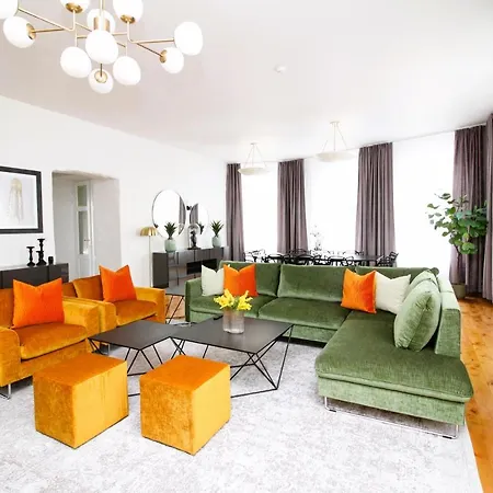 דירה - Old Town Townhouse