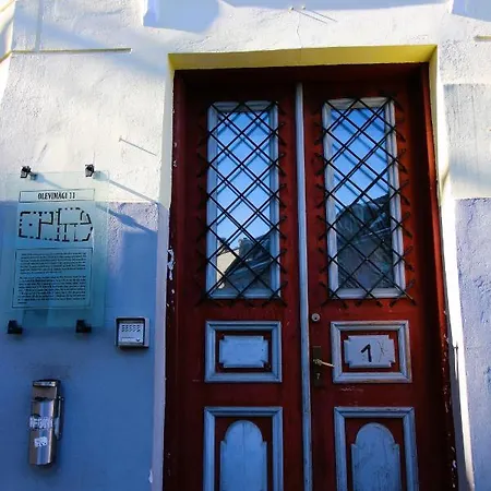 - Old Town Townhouse דירה *