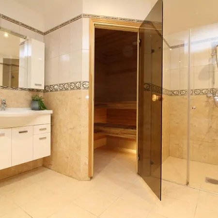 - Old Town Townhouse * טאלין